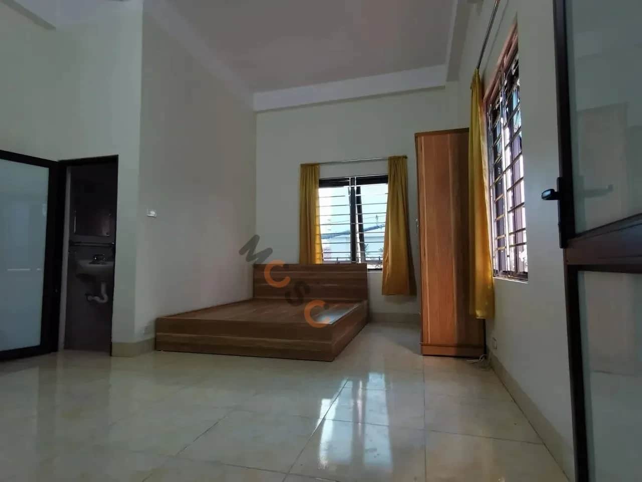 Main image Main image