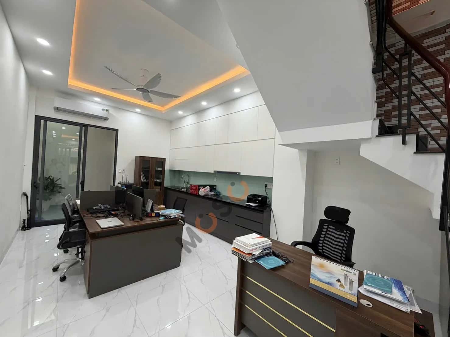 Bán nhà hẻm Đường Âu Cơ Quận Tân Bình, TP.HCM – 4 phòng ngủ, giá 9.2 tỷ — Hình 2 Bán nhà hẻm Đường Âu Cơ Quận Tân Bình, TP.HCM – 4 phòng ngủ, giá 9.2 tỷ — Hình 2