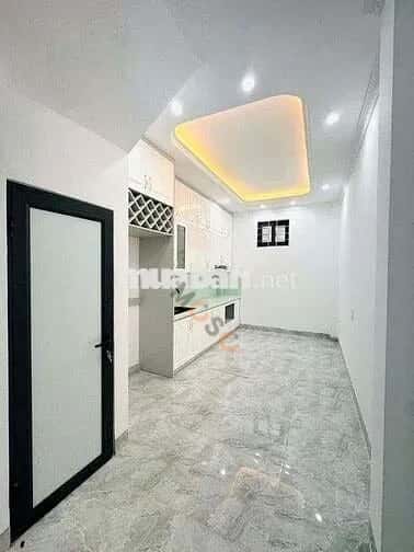 Cho thuê nhà hẻm Long Biên, Hà Nội – 6 phòng ngủ, giá 10 triệu — Hình 3 Cho thuê nhà hẻm Long Biên, Hà Nội – 6 phòng ngủ, giá 10 triệu — Hình 3