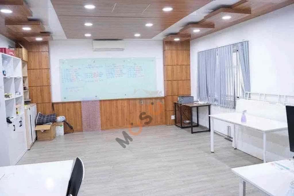 Cho thuê nhà hẻm Lý Chính Thắng Quận 3, TP.HCM – 3 phòng ngủ, giá 30 triệu — Hình 2 Cho thuê nhà hẻm Lý Chính Thắng Quận 3, TP.HCM – 3 phòng ngủ, giá 30 triệu — Hình 2
