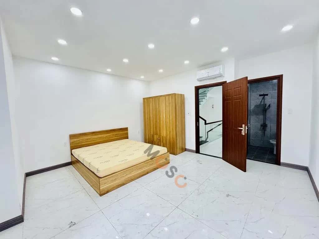 Cho thuê nhà hẻm Quận 9 cũ, TP. Thủ Đức – 4 phòng ngủ, giá 13 triệu — Hình 2 Cho thuê nhà hẻm Quận 9 cũ, TP. Thủ Đức – 4 phòng ngủ, giá 13 triệu — Hình 2