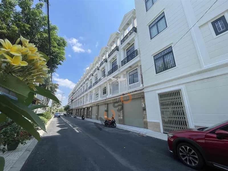 Cho thuê nhà hẻm Quốc lộ 13 Thủ Đức, TP. Thủ Đức – 4 phòng ngủ, giá 16 triệu Cho thuê nhà hẻm Quốc lộ 13 Thủ Đức, TP. Thủ Đức – 4 phòng ngủ, giá 16 triệu