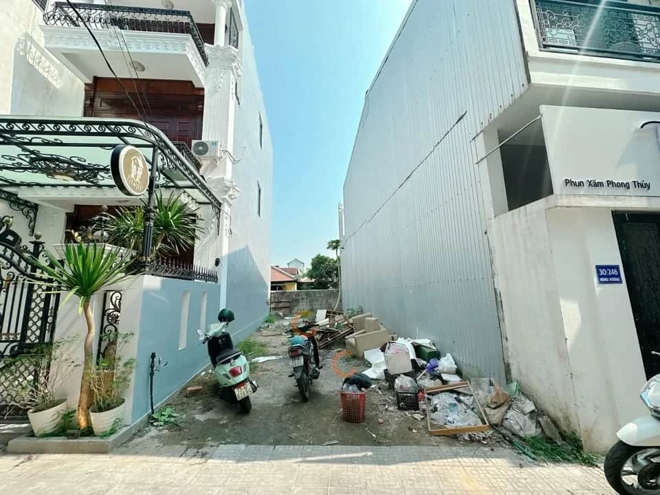 Bán đất Kiệt 246 Hùng Vương Quận Thuận Hóa, TP. Huế – giá 2.4 tỷ Bán đất Kiệt 246 Hùng Vương Quận Thuận Hóa, TP. Huế – giá 2.4 tỷ