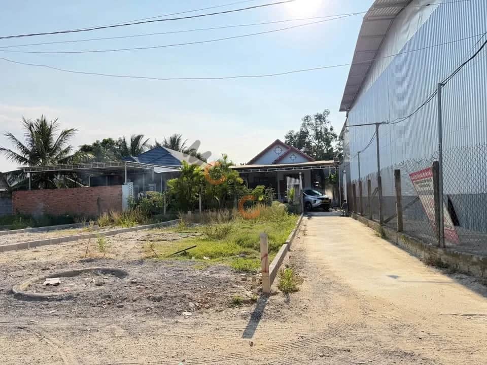 Bán đất thôn Phú Lộc Tây 11 Huyện Diên Khánh, Khánh Hòa – giá 1.2 tỷ Bán đất thôn Phú Lộc Tây 11 Huyện Diên Khánh, Khánh Hòa – giá 1.2 tỷ