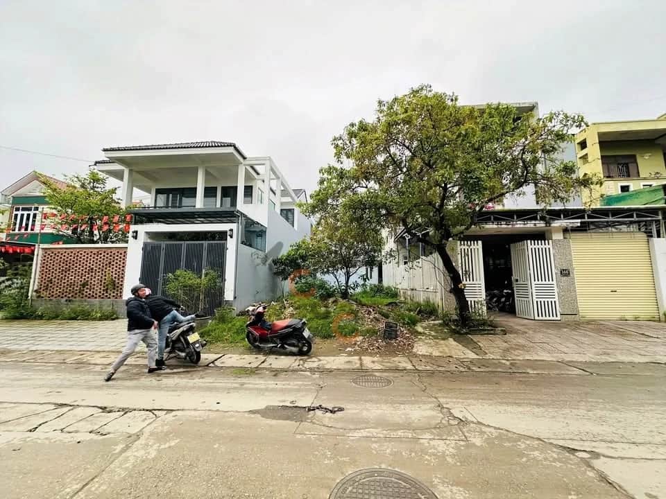 Bán đất Nguyễn Lộ Trạch Quận Thuận Hóa, TP. Huế – giá 7.4 tỷ Bán đất Nguyễn Lộ Trạch Quận Thuận Hóa, TP. Huế – giá 7.4 tỷ