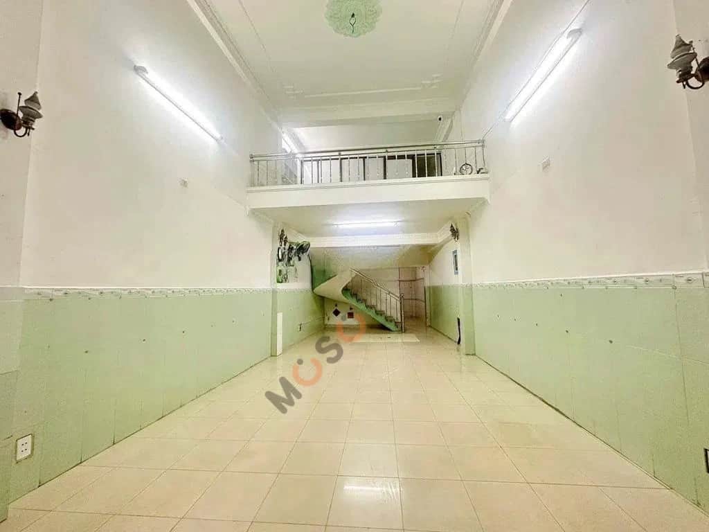 Cho thuê nhà mặt tiền Nguyễn Hoàng Hải Châu, Đà Nẵng – 3 phòng ngủ, giá 16 triệu Cho thuê nhà mặt tiền Nguyễn Hoàng Hải Châu, Đà Nẵng – 3 phòng ngủ, giá 16 triệu