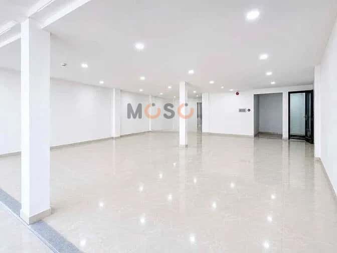 Cho thuê nhà mặt tiền Quận 10, TP.HCM – giá 120 triệu — Hình 2 Cho thuê nhà mặt tiền Quận 10, TP.HCM – giá 120 triệu — Hình 2