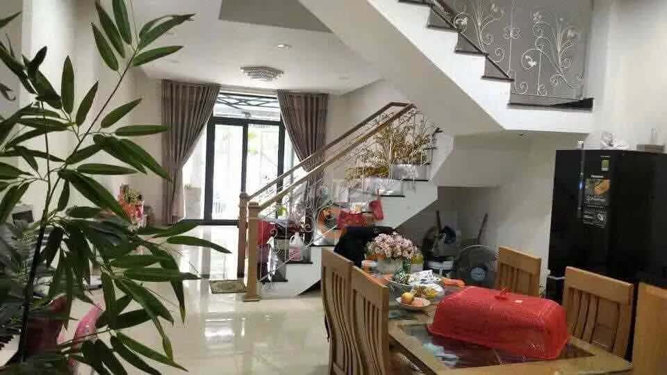 Cho thuê nhà mặt tiền Thân Công Tài Thanh Khê, Đà Nẵng – 3 phòng ngủ, giá 11 triệu — Hình 2 Cho thuê nhà mặt tiền Thân Công Tài Thanh Khê, Đà Nẵng – 3 phòng ngủ, giá 11 triệu — Hình 2