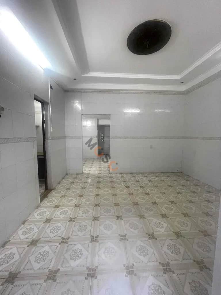 Main image Main image