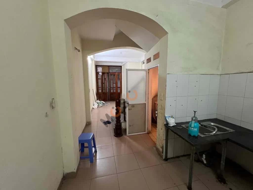 Cho thuê nhà hẻm Khuất Duy Tiến Quận Thanh Xuân, Hà Nội – 5 phòng ngủ, giá 15 triệu — Hình 2 Cho thuê nhà hẻm Khuất Duy Tiến Quận Thanh Xuân, Hà Nội – 5 phòng ngủ, giá 15 triệu — Hình 2
