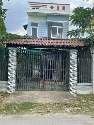 Cho thuê nhà mặt tiền Đường Nhị Bình Huyện Hóc Môn, TP.HCM – giá 7 triệu — Hình 2 Cho thuê nhà mặt tiền Đường Nhị Bình Huyện Hóc Môn, TP.HCM – giá 7 triệu — Hình 2