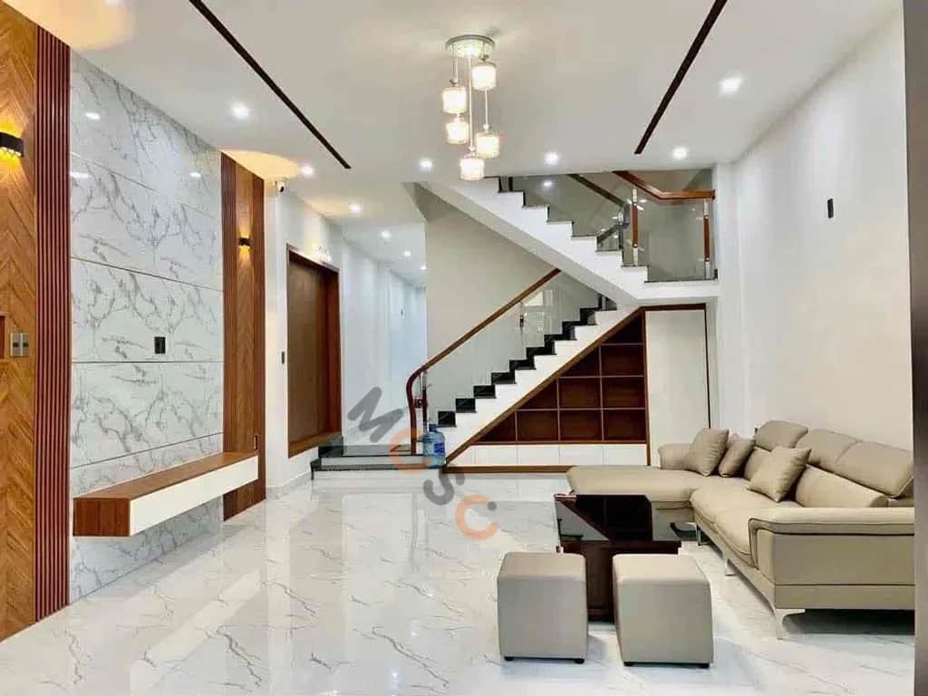 Cho thuê nhà mặt tiền Quận Sơn Trà, Đà Nẵng – 5 phòng ngủ, giá 35 triệu Cho thuê nhà mặt tiền Quận Sơn Trà, Đà Nẵng – 5 phòng ngủ, giá 35 triệu