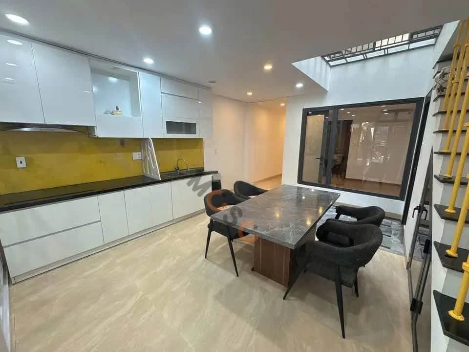 Cho thuê nhà mặt tiền Dương Lâm Sơn Trà, Đà Nẵng – 5 phòng ngủ, giá 23 triệu Cho thuê nhà mặt tiền Dương Lâm Sơn Trà, Đà Nẵng – 5 phòng ngủ, giá 23 triệu