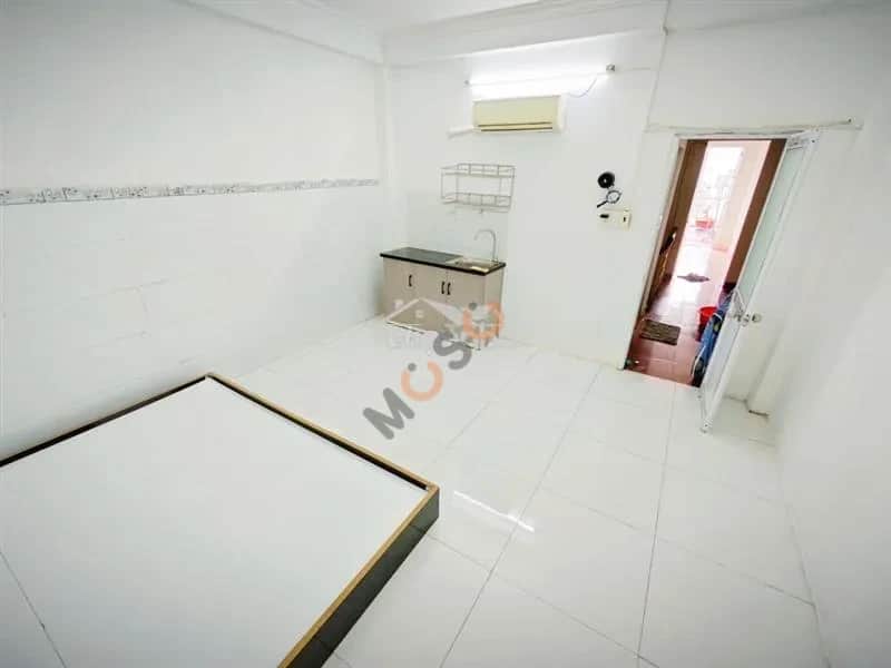 Main image Main image