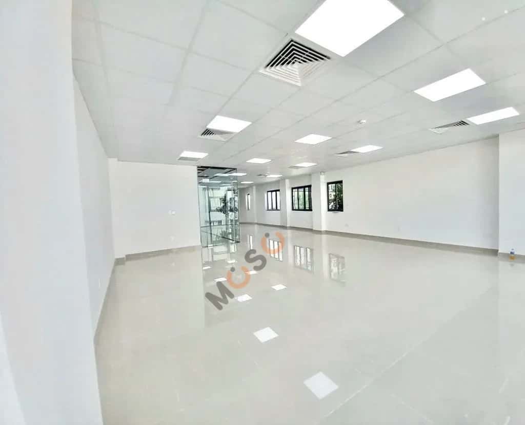 Cho thuê nhà mặt tiền Thích Minh Nguyệt Quận Tân Bình, TP.HCM – 5 phòng ngủ, giá 90 triệu — Hình 3 Cho thuê nhà mặt tiền Thích Minh Nguyệt Quận Tân Bình, TP.HCM – 5 phòng ngủ, giá 90 triệu — Hình 3