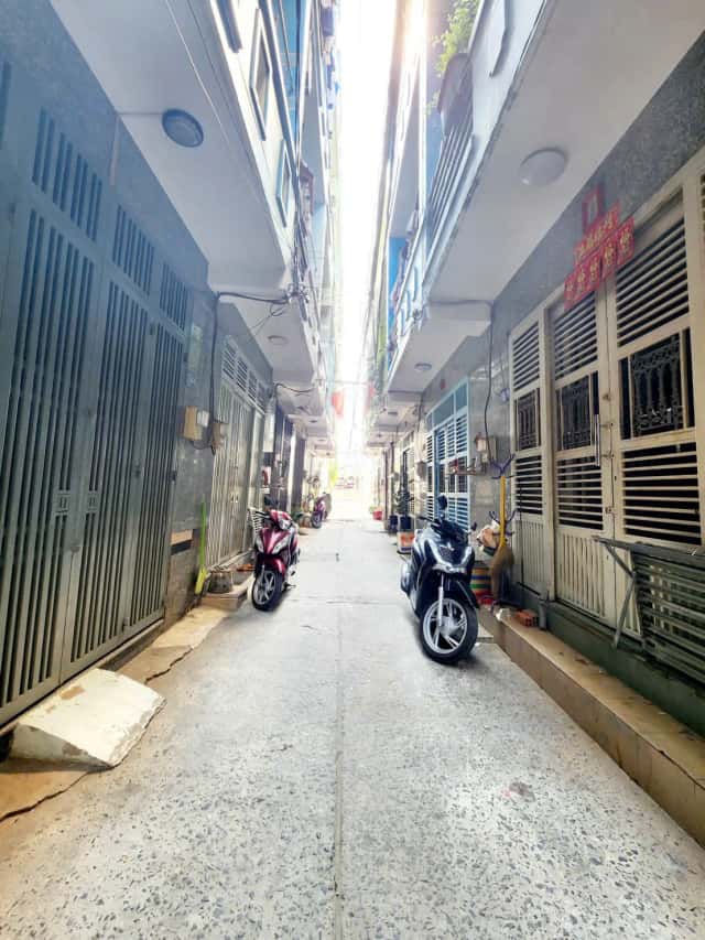 Bán nhà hẻm Mễ Cốc Quận 8, TP.HCM – 4 phòng ngủ, giá 4.3 tỷ Bán nhà hẻm Mễ Cốc Quận 8, TP.HCM – 4 phòng ngủ, giá 4.3 tỷ
