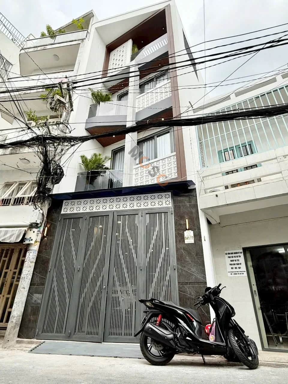 Bán nhà hẻm Huỳnh Văn Bánh Quận Phú Nhuận, TP.HCM – 4 phòng ngủ, giá 18.5 tỷ Bán nhà hẻm Huỳnh Văn Bánh Quận Phú Nhuận, TP.HCM – 4 phòng ngủ, giá 18.5 tỷ