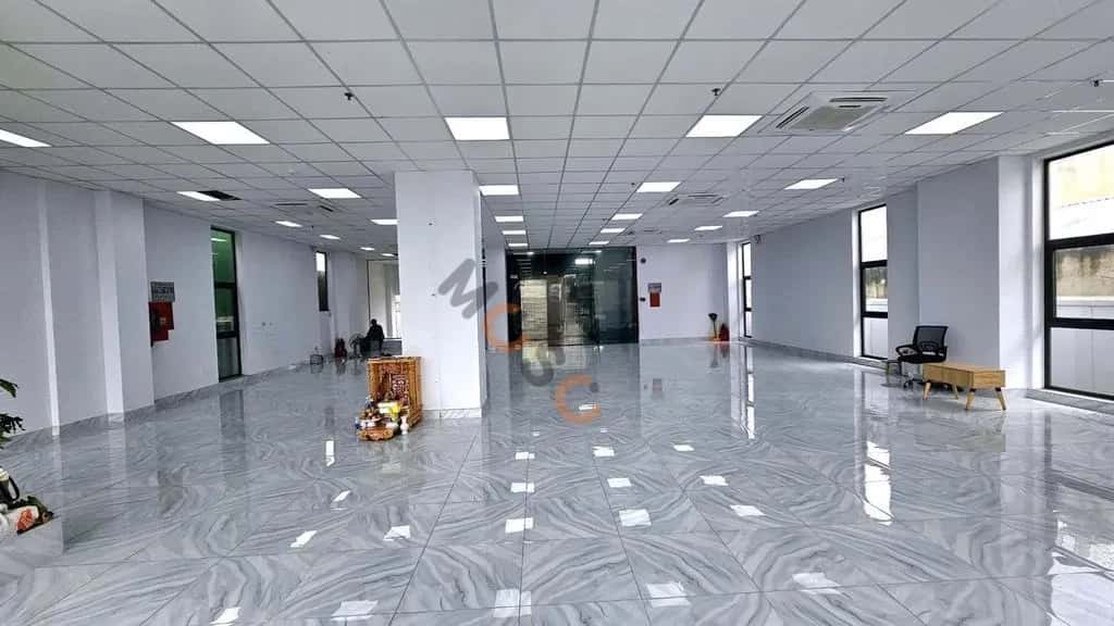 Cho thuê nhà mặt tiền Nguyễn Bá Tuyển Quận Tân Bình, TP.HCM – 6 phòng ngủ, giá 100 triệu — Hình 2 Cho thuê nhà mặt tiền Nguyễn Bá Tuyển Quận Tân Bình, TP.HCM – 6 phòng ngủ, giá 100 triệu — Hình 2