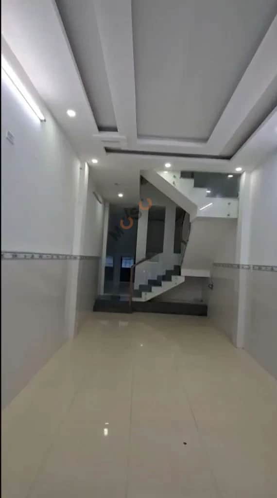 Cho thuê nhà mặt tiền Lê Tân Trung Sơn Trà, Đà Nẵng – 3 phòng ngủ, giá 15 triệu Cho thuê nhà mặt tiền Lê Tân Trung Sơn Trà, Đà Nẵng – 3 phòng ngủ, giá 15 triệu