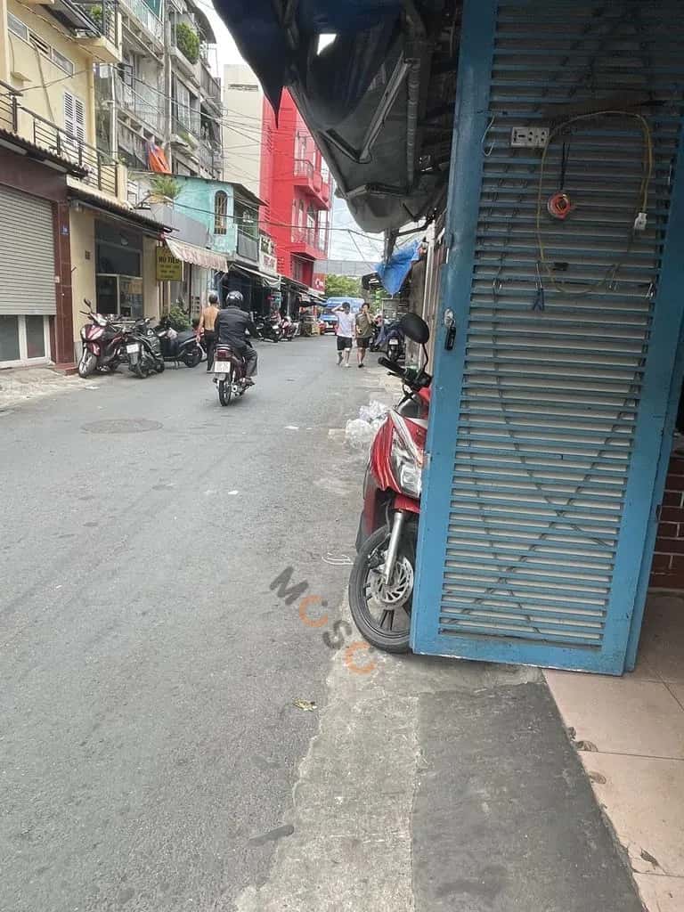 Cho thuê nhà mặt tiền Đỗ Tấn Phong Quận Phú Nhuận, TP.HCM – giá 4 triệu — Hình 2 Cho thuê nhà mặt tiền Đỗ Tấn Phong Quận Phú Nhuận, TP.HCM – giá 4 triệu — Hình 2