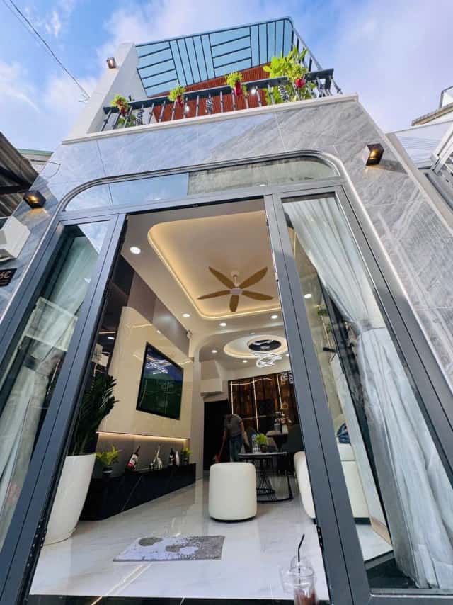 Bán nhà hẻm Nguyễn Trung Trực Quận Bình Thạnh, TP.HCM – 3 phòng ngủ, giá 6.2 tỷ Bán nhà hẻm Nguyễn Trung Trực Quận Bình Thạnh, TP.HCM – 3 phòng ngủ, giá 6.2 tỷ