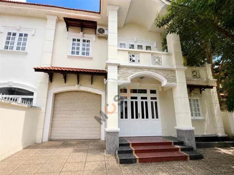 Cho thuê nhà hẻm Quốc lộ 1 Biên Hòa, Đồng Nai – 4 phòng ngủ, giá 12 triệu Cho thuê nhà hẻm Quốc lộ 1 Biên Hòa, Đồng Nai – 4 phòng ngủ, giá 12 triệu