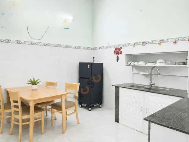 Cho thuê nhà hẻm Nguyễn An Nha Trang, Khánh Hòa – 3 phòng ngủ, giá 8 triệu — Hình 3 Cho thuê nhà hẻm Nguyễn An Nha Trang, Khánh Hòa – 3 phòng ngủ, giá 8 triệu — Hình 3