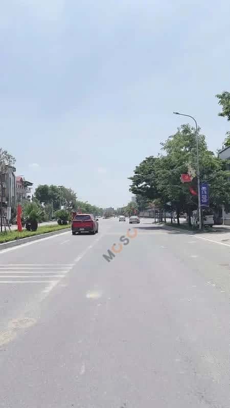 Bán nhà mặt tiền Lê Hữu Tựu Huyện Đông Anh, TP. Hà Nội – 4 phòng ngủ, giá 14 tỷ — Hình 2 Bán nhà mặt tiền Lê Hữu Tựu Huyện Đông Anh, TP. Hà Nội – 4 phòng ngủ, giá 14 tỷ — Hình 2