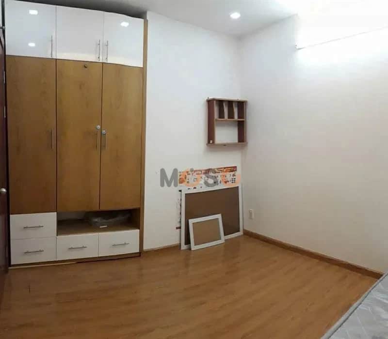 Main image Main image