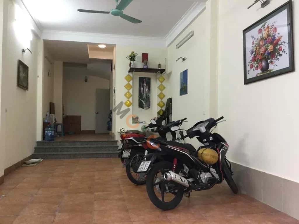 Cho thuê căn hộ chung cư Đường Hồng Hà Quận Ba Đình, Hà Nội – 1 phòng ngủ, giá 5.5 triệu — Hình 2 Cho thuê căn hộ chung cư Đường Hồng Hà Quận Ba Đình, Hà Nội – 1 phòng ngủ, giá 5.5 triệu — Hình 2