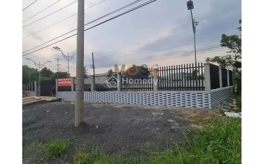 Cho thuê nhà mặt tiền Quốc lộ 1A Huyện Bến Lức, Long An – giá 40 triệu — Hình 2 Cho thuê nhà mặt tiền Quốc lộ 1A Huyện Bến Lức, Long An – giá 40 triệu — Hình 2