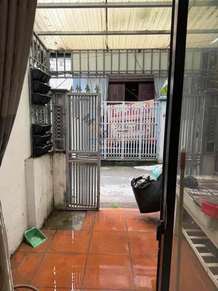Cho thuê nhà hẻm Bát Khối Long Biên, Hà Nội – 1 phòng ngủ, giá 5 triệu — Hình 2 Cho thuê nhà hẻm Bát Khối Long Biên, Hà Nội – 1 phòng ngủ, giá 5 triệu — Hình 2