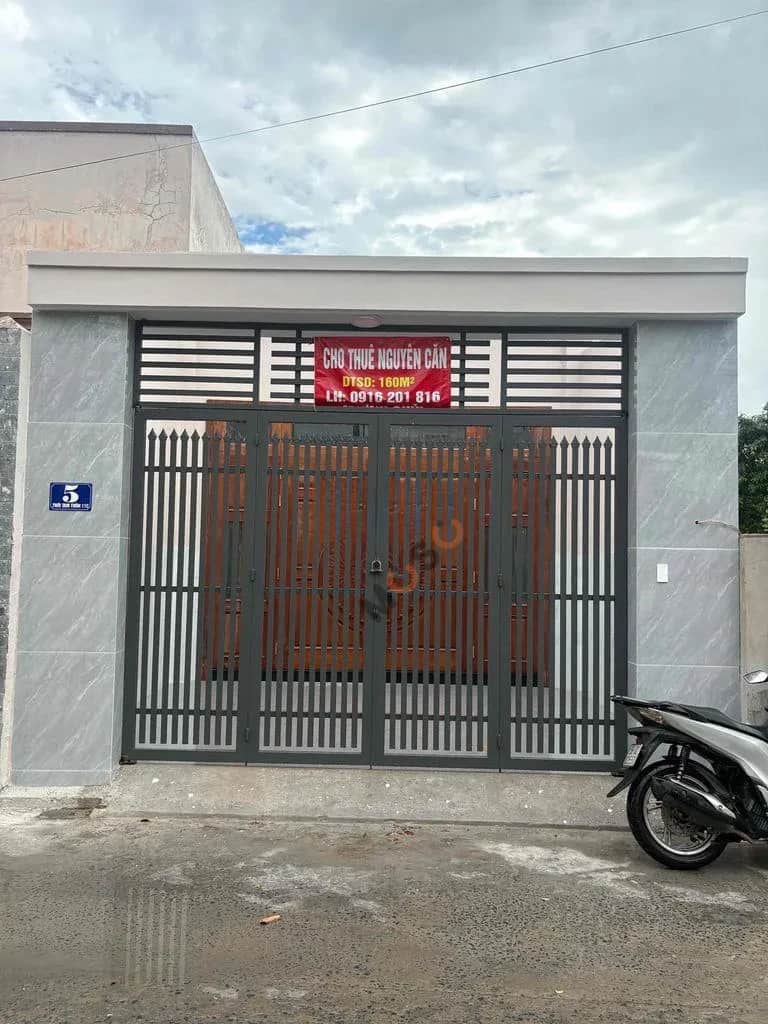 Cho thuê nhà hẻm Thới Tam Thôn Huyện Hóc Môn, TP.HCM – giá 10 triệu Cho thuê nhà hẻm Thới Tam Thôn Huyện Hóc Môn, TP.HCM – giá 10 triệu