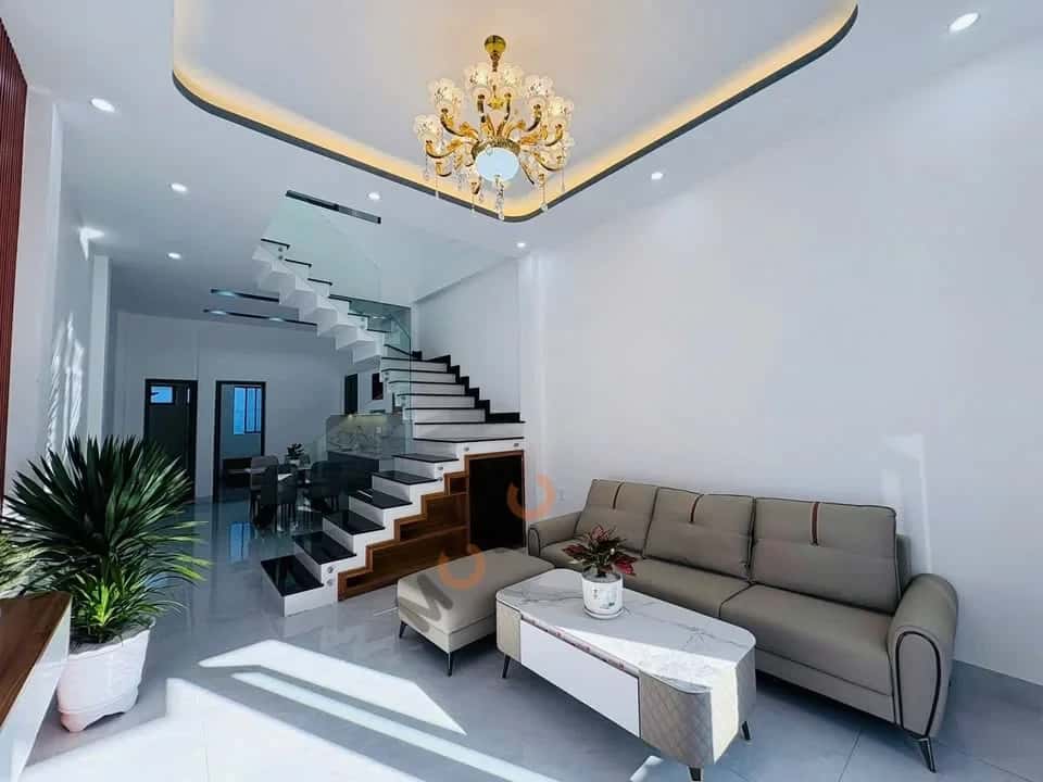 Bán nhà hẻm Nguyễn Khoa Chiêm Quận Thuận Hóa, TP. Huế – 3 phòng ngủ, giá 2.9 tỷ — Hình 3 Bán nhà hẻm Nguyễn Khoa Chiêm Quận Thuận Hóa, TP. Huế – 3 phòng ngủ, giá 2.9 tỷ — Hình 3