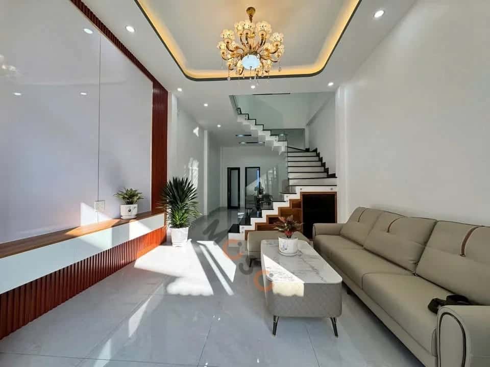 Bán nhà hẻm Nguyễn Khoa Chiêm Quận Thuận Hóa, TP. Huế – 3 phòng ngủ, giá 2.9 tỷ — Hình 2 Bán nhà hẻm Nguyễn Khoa Chiêm Quận Thuận Hóa, TP. Huế – 3 phòng ngủ, giá 2.9 tỷ — Hình 2