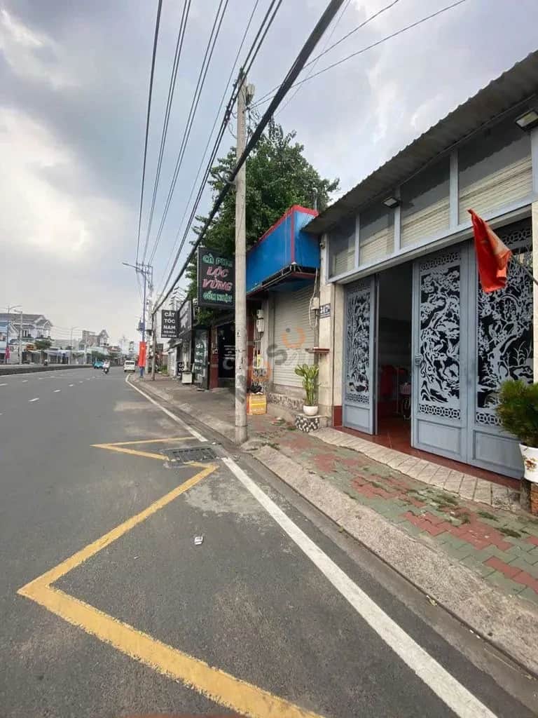 Cho thuê nhà mặt tiền Hẻm 5 Huyện Hóc Môn, TP.HCM – 2 phòng ngủ, giá 20 triệu Cho thuê nhà mặt tiền Hẻm 5 Huyện Hóc Môn, TP.HCM – 2 phòng ngủ, giá 20 triệu