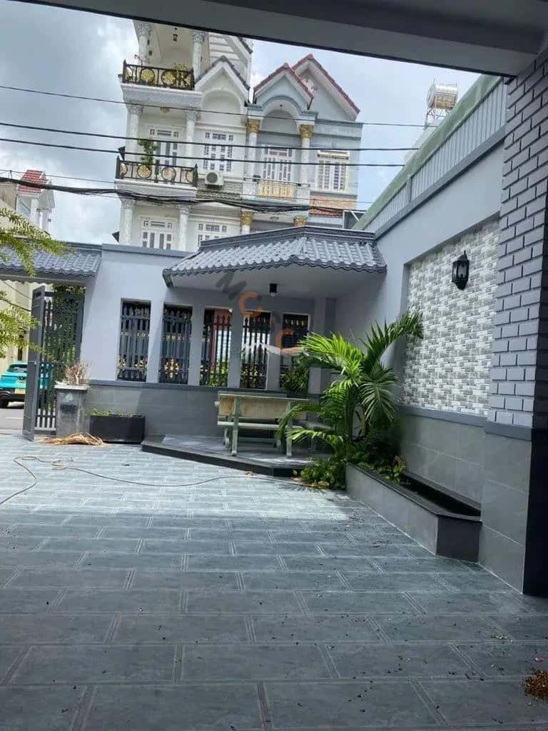 Cho thuê nhà mặt tiền Quận 12, TP.HCM – 6 phòng ngủ, giá 22 triệu — Hình 2 Cho thuê nhà mặt tiền Quận 12, TP.HCM – 6 phòng ngủ, giá 22 triệu — Hình 2