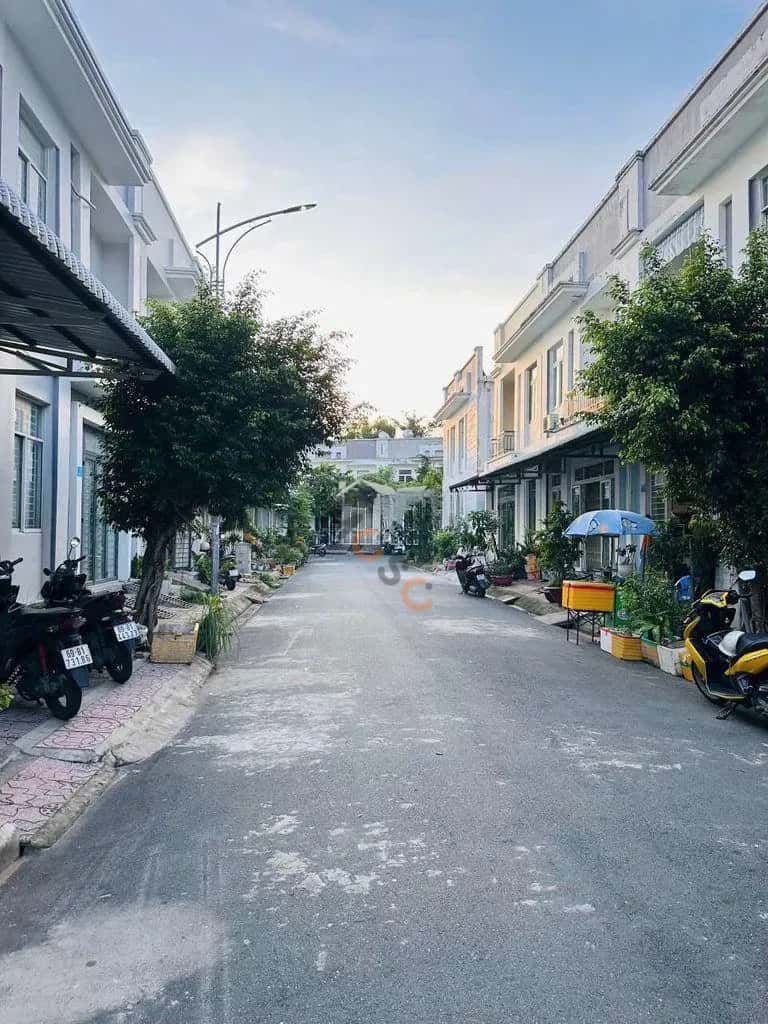 Cho thuê nhà hẻm Trương Vĩnh Nguyên Cái Răng, Cần Thơ – 3 phòng ngủ, giá 4.5 triệu — Hình 2 Cho thuê nhà hẻm Trương Vĩnh Nguyên Cái Răng, Cần Thơ – 3 phòng ngủ, giá 4.5 triệu — Hình 2