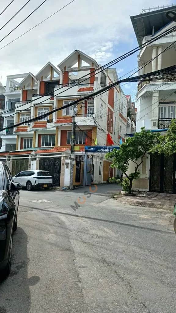 Cho thuê nhà hẻm Quốc lộ 13 Thủ Đức, TP.HCM – 5 phòng ngủ, giá 17 triệu Cho thuê nhà hẻm Quốc lộ 13 Thủ Đức, TP.HCM – 5 phòng ngủ, giá 17 triệu