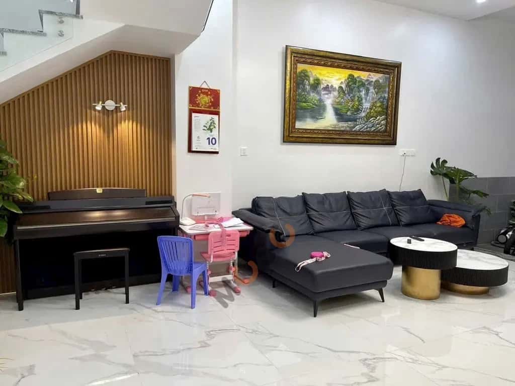 Cho thuê nhà mặt tiền đường số 49 Bình Tân, TP.HCM – 4 phòng ngủ, giá 20 triệu — Hình 2 Cho thuê nhà mặt tiền đường số 49 Bình Tân, TP.HCM – 4 phòng ngủ, giá 20 triệu — Hình 2