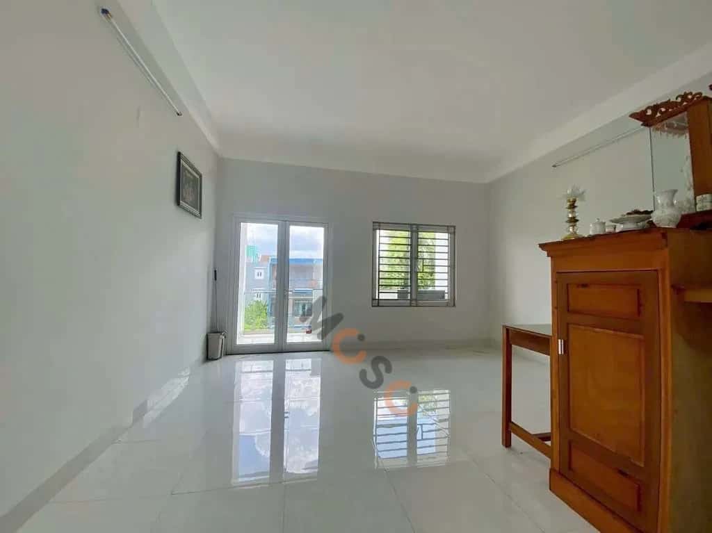 Cho thuê nhà mặt tiền Đường Đoàn Khuê Ngũ Hành Sơn, Đà Nẵng – 4 phòng ngủ, giá 25 triệu — Hình 2 Cho thuê nhà mặt tiền Đường Đoàn Khuê Ngũ Hành Sơn, Đà Nẵng – 4 phòng ngủ, giá 25 triệu — Hình 2