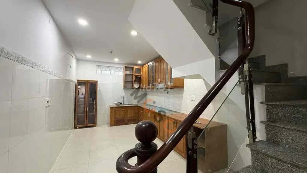 Cho thuê nhà mặt tiền Huỳnh Tấn Phát Quận 7, TP.HCM – 4 phòng ngủ, giá 30 triệu — Hình 2 Cho thuê nhà mặt tiền Huỳnh Tấn Phát Quận 7, TP.HCM – 4 phòng ngủ, giá 30 triệu — Hình 2