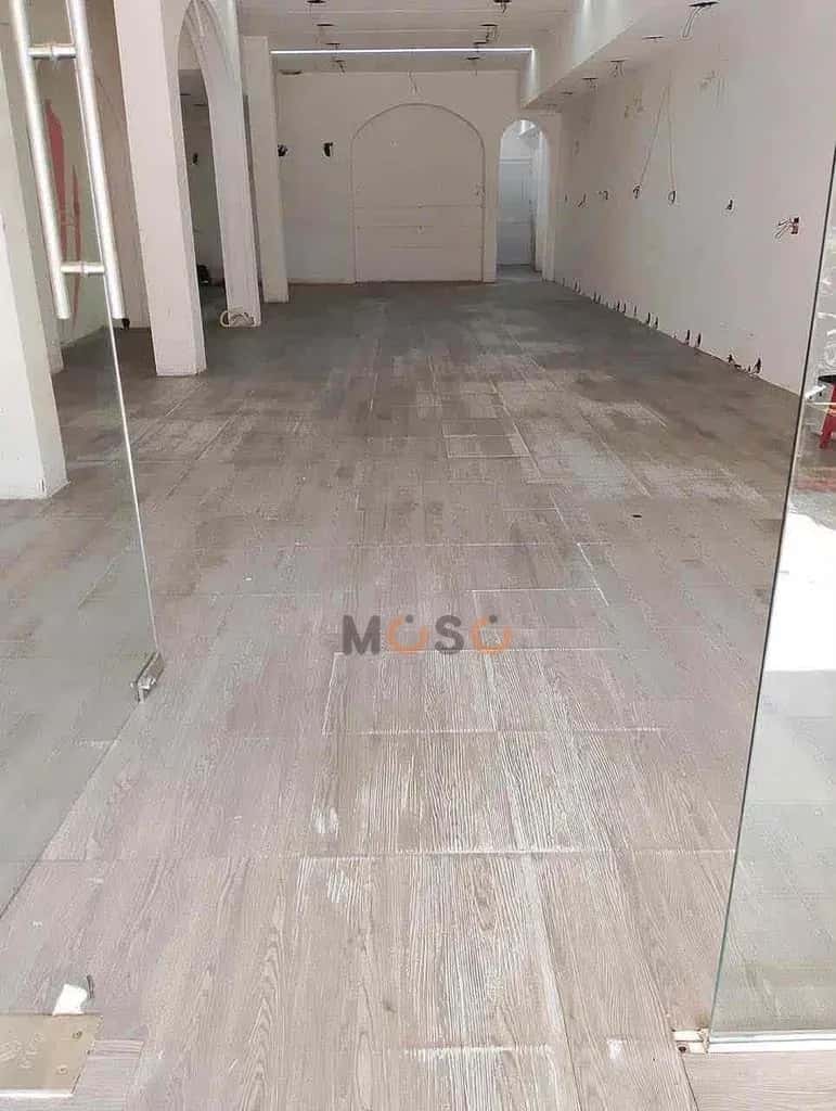 Cho thuê nhà mặt tiền Đường 2 Tháng 9 Hải Châu, Đà Nẵng – 4 phòng ngủ, giá 22 triệu — Hình 2 Cho thuê nhà mặt tiền Đường 2 Tháng 9 Hải Châu, Đà Nẵng – 4 phòng ngủ, giá 22 triệu — Hình 2