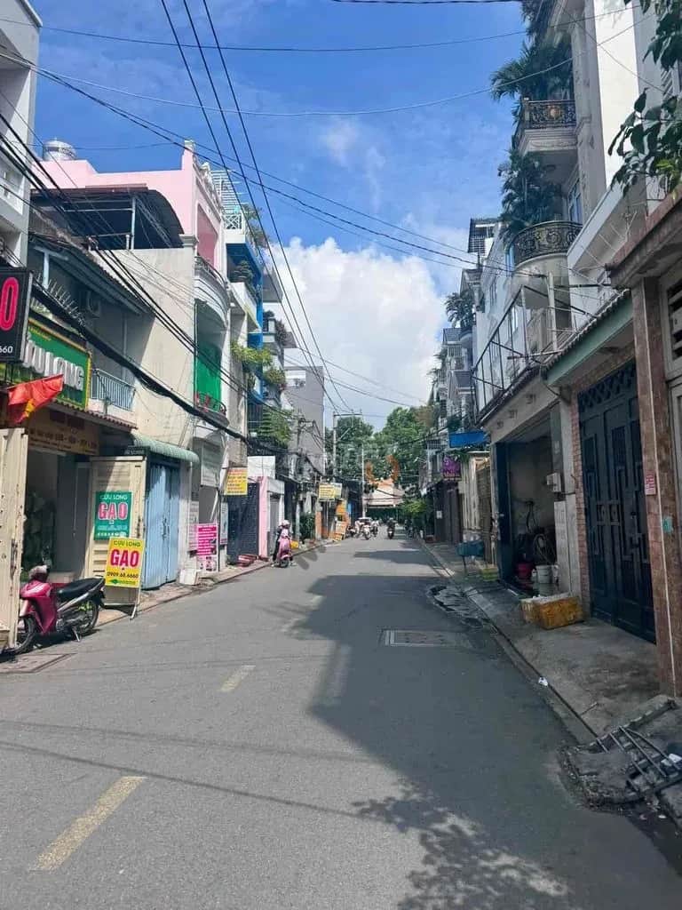 Cho thuê nhà hẻm Lê Văn Phan Tân Phú, TP.HCM – 2 phòng ngủ, giá 9 triệu Cho thuê nhà hẻm Lê Văn Phan Tân Phú, TP.HCM – 2 phòng ngủ, giá 9 triệu