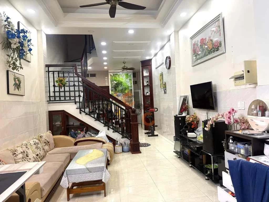 Cho thuê nhà mặt tiền Đường Kinh Dương Vương Bình Tân, TP.HCM – 4 phòng ngủ, giá 13 triệu — Hình 3 Cho thuê nhà mặt tiền Đường Kinh Dương Vương Bình Tân, TP.HCM – 4 phòng ngủ, giá 13 triệu — Hình 3
