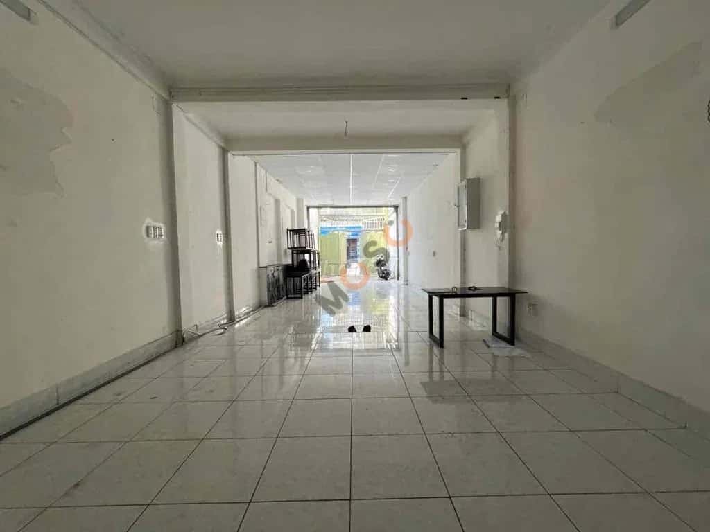 Cho thuê nhà mặt tiền Đường Trường Sơn Quận 10, TP.HCM – 3 phòng ngủ, giá 30 triệu — Hình 3 Cho thuê nhà mặt tiền Đường Trường Sơn Quận 10, TP.HCM – 3 phòng ngủ, giá 30 triệu — Hình 3