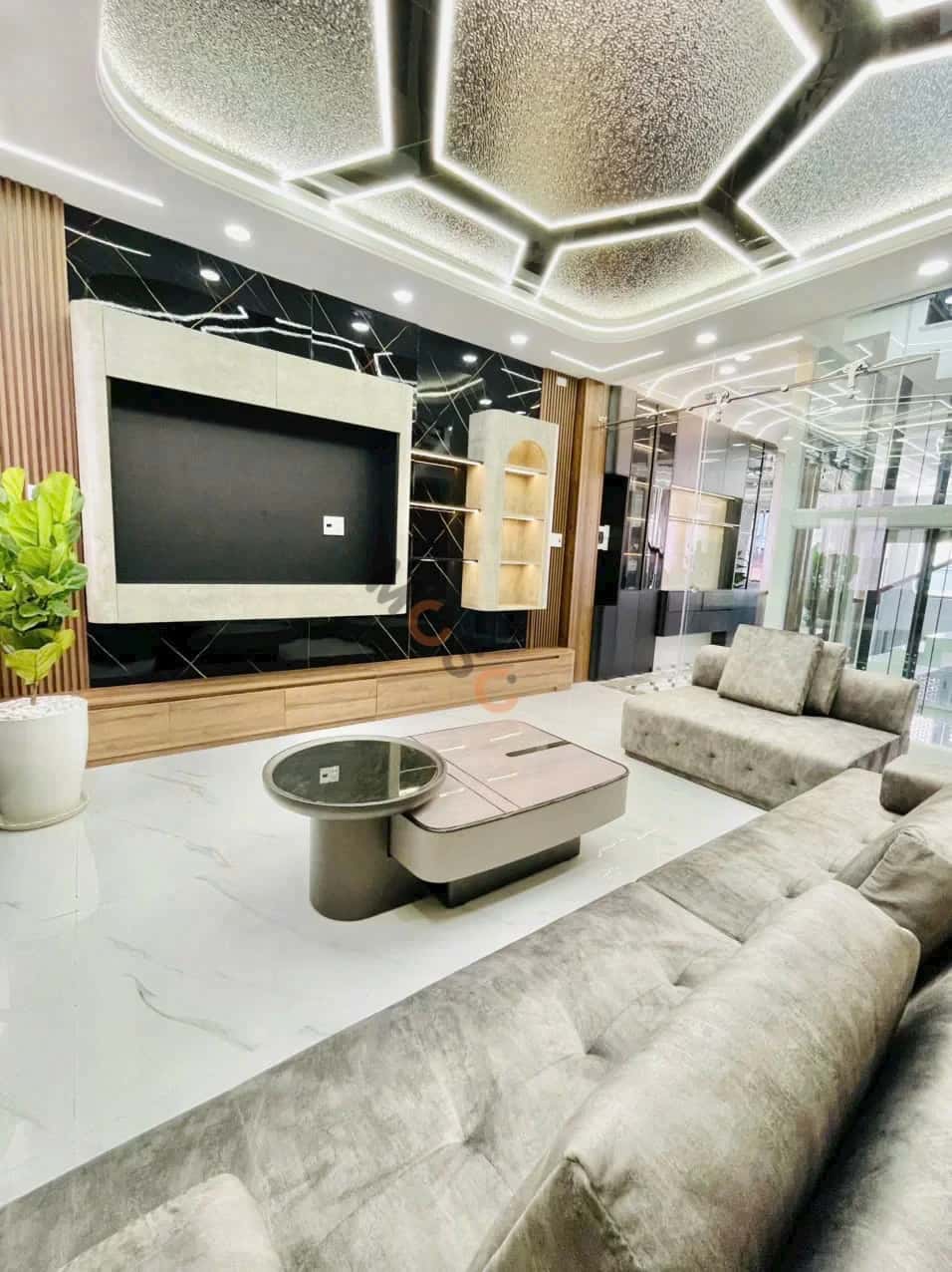 Bán nhà hẻm 236/1/5 Đường Mã Lò Quận Bình Tân, TP.HCM – 5 phòng ngủ, giá 8.5 tỷ — Hình 3 Bán nhà hẻm 236/1/5 Đường Mã Lò Quận Bình Tân, TP.HCM – 5 phòng ngủ, giá 8.5 tỷ — Hình 3
