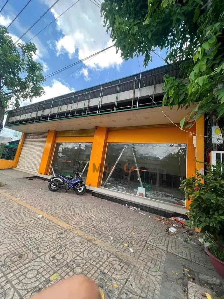 Cho thuê nhà mặt tiền Hẻm 128 Huyện Hóc Môn, TP.HCM – 4 phòng ngủ, giá 28 triệu Cho thuê nhà mặt tiền Hẻm 128 Huyện Hóc Môn, TP.HCM – 4 phòng ngủ, giá 28 triệu