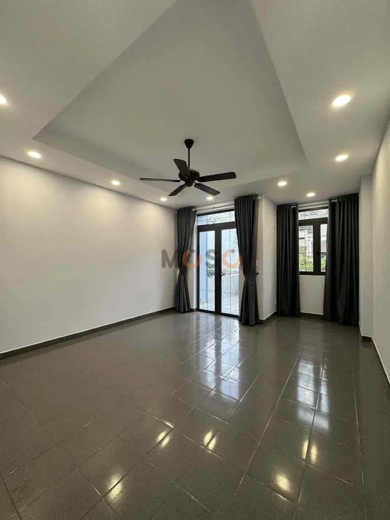 Cho thuê nhà mặt tiền Đường Bàu Cát Quận Tân Bình, TP.HCM – 6 phòng ngủ, giá 29.9 triệu — Hình 2 Cho thuê nhà mặt tiền Đường Bàu Cát Quận Tân Bình, TP.HCM – 6 phòng ngủ, giá 29.9 triệu — Hình 2