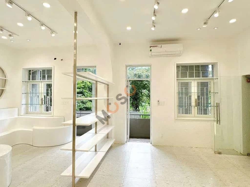 Cho thuê nhà mặt tiền Đường Nguyễn Trãi Quận 1, TP.HCM – giá 30 triệu — Hình 3 Cho thuê nhà mặt tiền Đường Nguyễn Trãi Quận 1, TP.HCM – giá 30 triệu — Hình 3